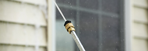 How to Apply Detergent Using Your Pressure Washer